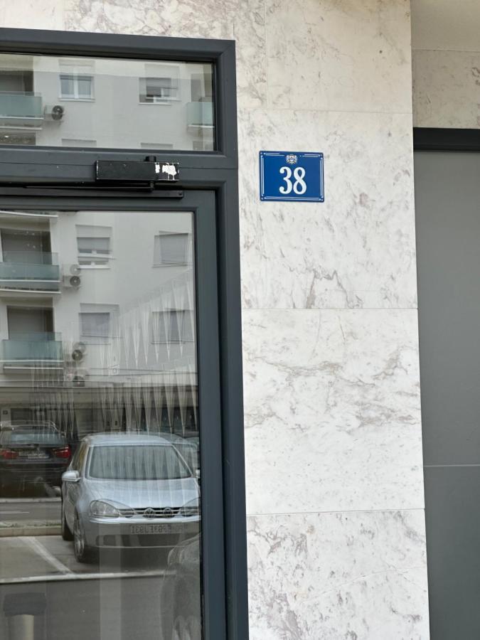 Irina Centre Apartment Podgorica Ngoại thất bức ảnh